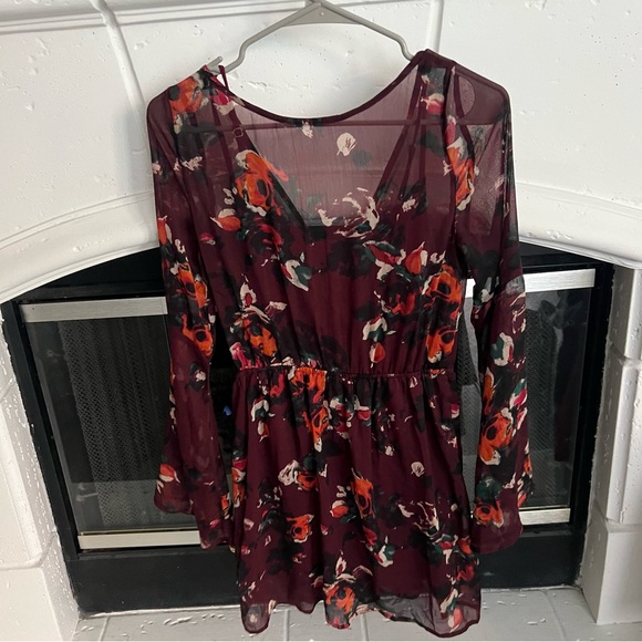 Abercrombie & Fitch Maroon Floral Long Sleeve Floral Dress - Picture 3 of 9